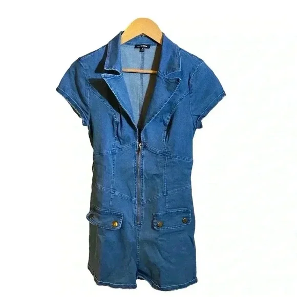 VGT Fashion Nova Women's Denim Zip Up Short Jumpsuit with 2 Front Pockets M - Picture 16 of 16